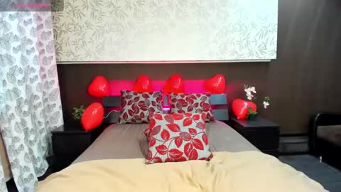 Donna On GMT2 Mon-Fri 3-9 AM online show from February 2025 03:04:01 AM