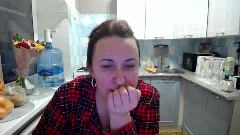 Tatiana 43 curvy sexy body and Joanna redhead 39 years online show from January 2025 03:57:01 PM