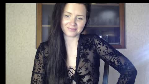 donnasimpatica online show from May 2026 12:24:02 PM