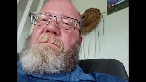 Snapshot of dontbringyourdramahere chatting on January 2025 02:37:02 AM G online show from January 2025 02:37:02 AM