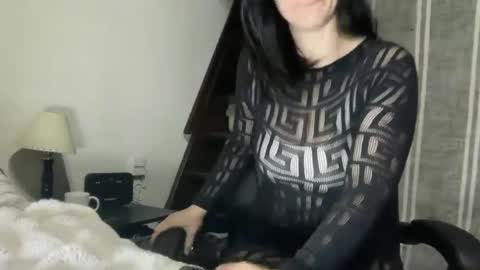 Snapshot of dontcallmeangel_ chatting on June 2026 07:45:01 PM Iara online show from June 2026 07:45:01 PM