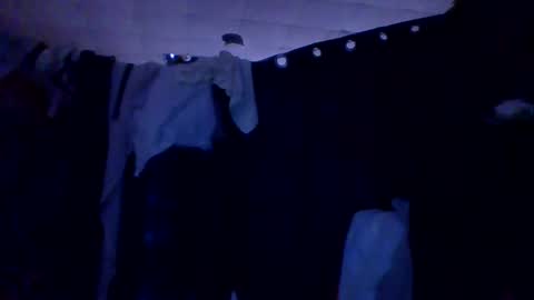 donttellmom72 online show from October 2025 02:02:05 AM