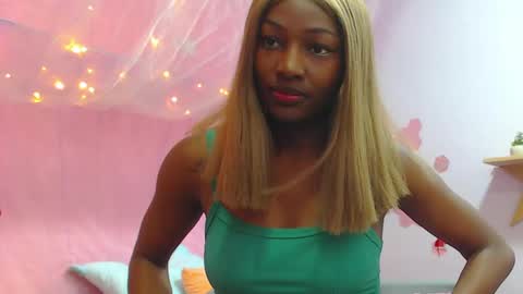 doollferrer online show from May 2026 01:32:02 AM