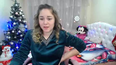 Snapshot of dorasuun chatting on December 2024 02:49:02 PM dorasuun online show from December 2024 02:49:02 PM