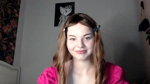 Snapshot of doratixx0 chatting on June 2026 08:43:01 PM dorati online show from June 2026 08:43:01 PM