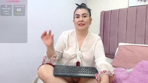 Snapshot of dorettaacreman chatting on April 2026 01:41:02 PM Anny online show from April 2026 01:41:02 PM