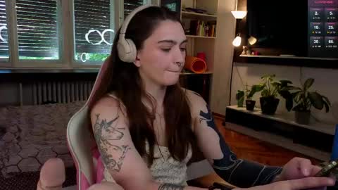 Snapshot of dorfmatratze_ chatting on May 2026 08:32:01 AM Alice online show from May 2026 08:32:01 AM