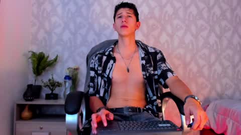 dorian_mystery online show from January 2025 03:26:02 AM