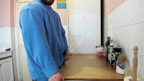 Snapshot of doriancretu95 chatting on December 2024 09:31:02 AM menu below online show from December 2024 09:31:02 AM