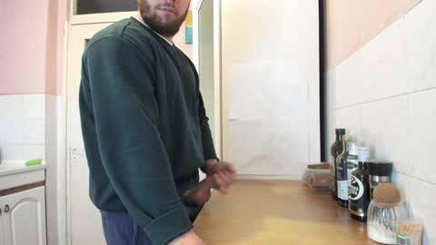 Snapshot of doriancretu95 chatting on January 2025 07:45:01 AM menu below online show from January 2025 07:45:01 AM