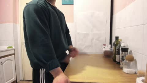 Snapshot of doriancretu95 chatting on January 2025 07:41:02 PM menu below online show from January 2025 07:41:02 PM