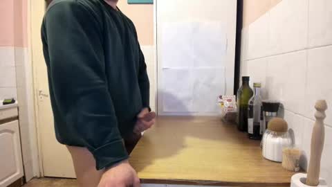 Snapshot of doriancretu95 chatting on February 2025 01:16:02 PM menu below online show from February 2025 01:16:02 PM