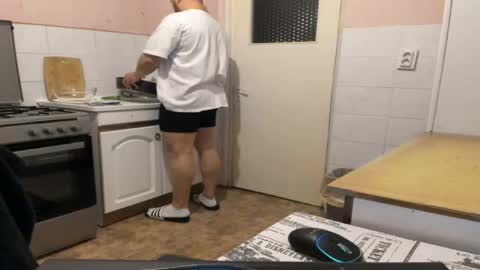 menu  below online show from April 2026 06:32:01 PM