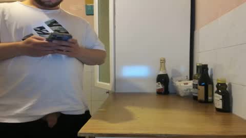 menu  below online show from April 2026 09:12:02 PM