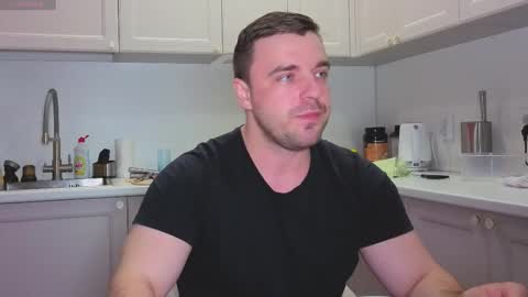 Sasha online show from October 2025 04:46:01 PM