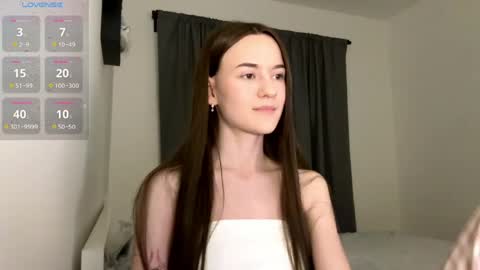 Alice and Mark online show from April 2026 08:13:02 PM