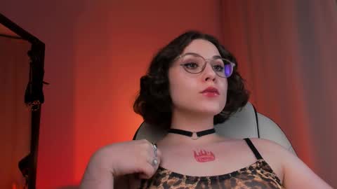 Eva ana Liza online show from February 2025 03:48:01 AM