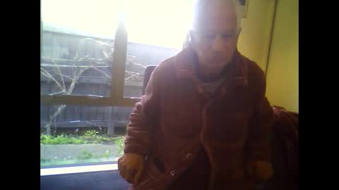 Snapshot of dougbean chatting on May 2026 09:45:01 PM dougbean online show from May 2026 09:45:01 PM