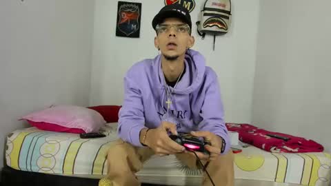 douglas_gallegos online show from December 2024 03:20:01 AM