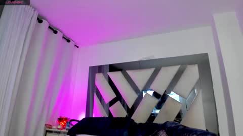 Douglas Safado online show from November 2025 07:51:02 AM