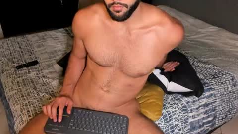 douglasskingjr online show from June 2026 05:39:02 PM