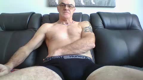 Snapshot of doum1122 chatting on March 2025 06:40:02 PM doum1122 online show from March 2025 06:40:02 PM