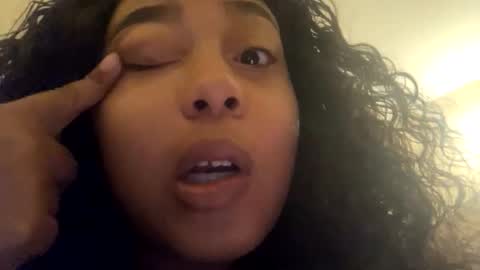 dove_love22 online show from November 2025 12:44:01 AM