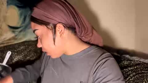 dove_love22 online show from December 2025 02:39:01 AM