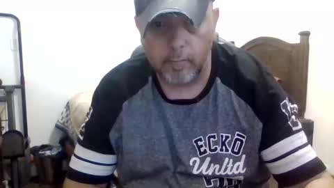 Drew4ulady online show from November 2025 09:15:02 PM