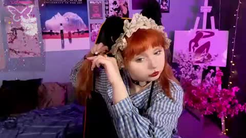Snapshot of draculaura_ chatting on July 2026 11:02:01 AM Draculaura online show from July 2026 11:02:01 AM