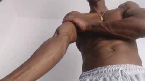 Drake 23 online show from November 2025 09:17:01 PM