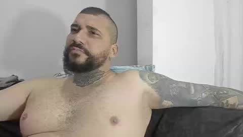 Snapshot of drake_white1 chatting on February 2025 04:37:01 AM drake whitee Independent Model online show from February 2025 04:37:01 AM