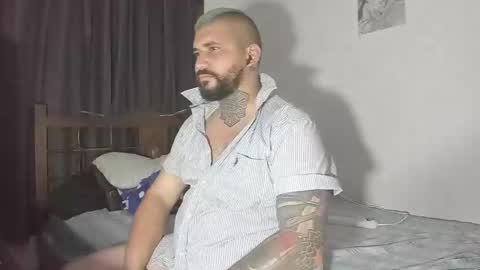 Snapshot of drake_white1 chatting on March 2025 04:17:02 AM drake whitee Independent Model online show from March 2025 04:17:02 AM