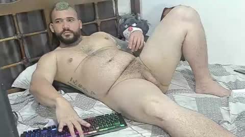 Snapshot of drake_white1 chatting on March 2025 03:51:01 AM drake whitee Independent Model online show from March 2025 03:51:01 AM