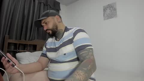 Snapshot of drake_white1 chatting on March 2025 03:54:01 AM drake whitee Independent Model online show from March 2025 03:54:01 AM