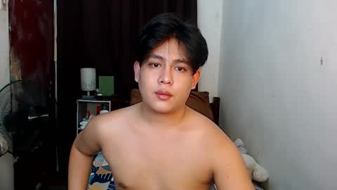 drakehugecock69 online show from October 2025 02:12:02 PM