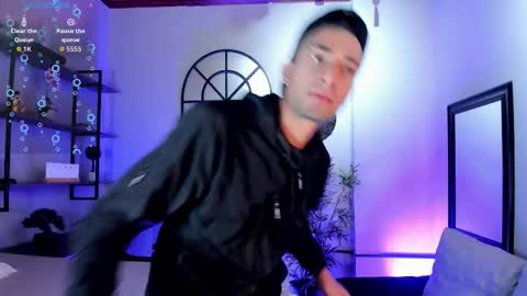 Drake Neuman online show from November 2025 04:06:02 AM