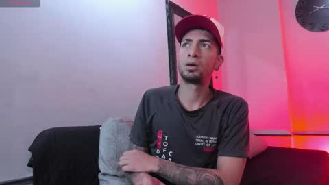 Snapshot of drakeneumann chatting on February 2026 03:47:02 AM Drake Neuman online show from February 2026 03:47:02 AM