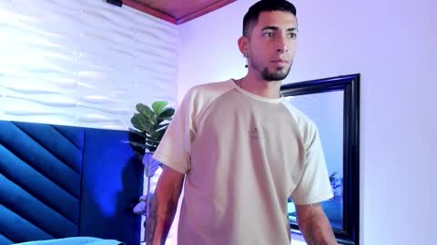 Snapshot of drakeneumann chatting on February 2026 03:51:02 AM Drake Neuman online show from February 2026 03:51:02 AM