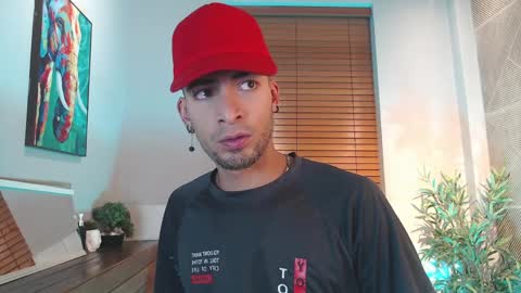 Snapshot of drakeneumann chatting on April 2026 04:12:01 AM Drake Neuman online show from April 2026 04:12:01 AM