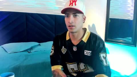 Snapshot of drakeneumann chatting on April 2026 03:34:02 AM Drake Neuman online show from April 2026 03:34:02 AM