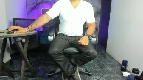 Snapshot of drako_argenti_ chatting on March 2026 03:12:02 AM Drako online show from March 2026 03:12:02 AM