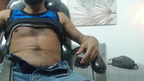 Snapshot of drakos_hairy chatting on February 2025 10:54:01 PM Drakos online show from February 2025 10:54:01 PM