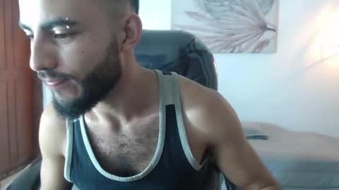 Snapshot of drakos_hairy chatting on February 2025 11:24:02 PM Drakos online show from February 2025 11:24:02 PM