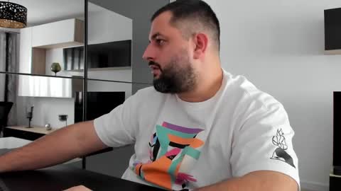 Draven A online show from January 2025 12:00:01 PM