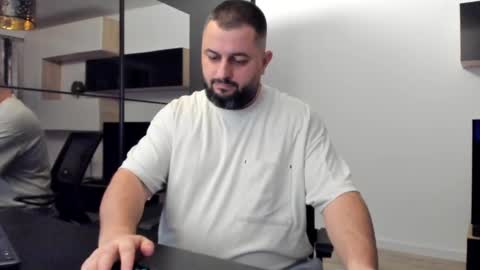 Draven A online show from February 2025 10:09:01 PM