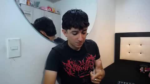 Snapshot of dravith_and_valery chatting on February 2026 11:53:02 AM -- nicolle and jhon -- online show from February 2026 11:53:02 AM