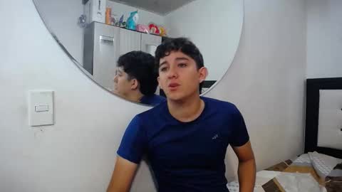 Snapshot of dravith_and_valery chatting on February 2026 07:23:01 AM -- nicolle and jhon -- online show from February 2026 07:23:01 AM