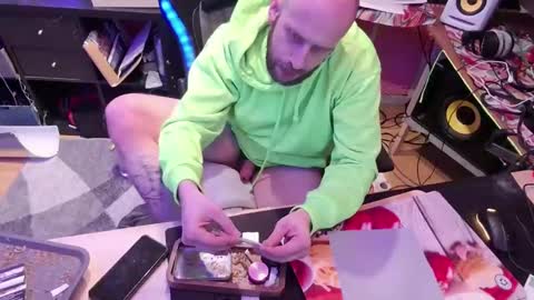 Snapshot of drawingcock chatting on January 2025 06:49:01 PM drawingcock online show from January 2025 06:49:01 PM