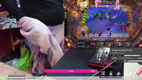 Snapshot of drawingcock chatting on February 2025 07:19:02 PM drawingcock online show from February 2025 07:19:02 PM